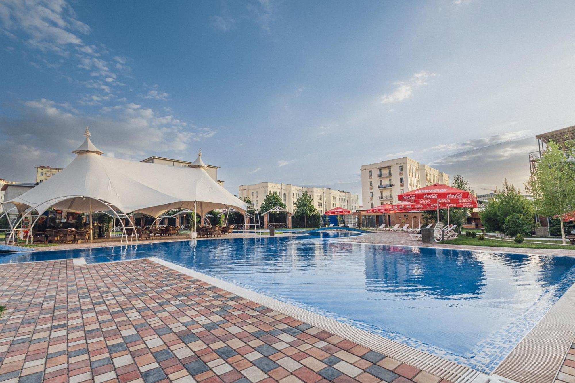 Grand Fergana Hotel Dış mekan fotoğraf