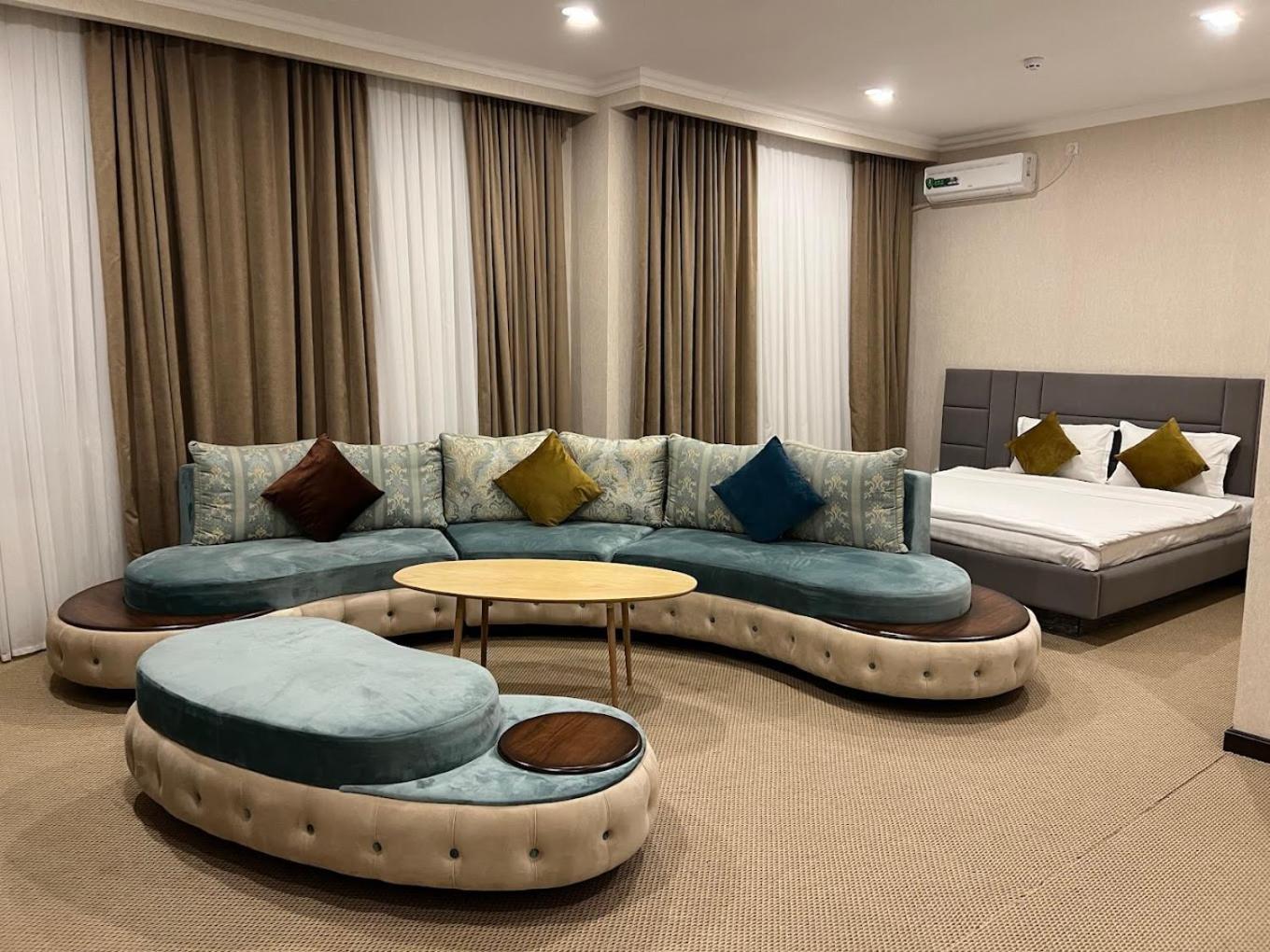 Grand Fergana Hotel Dış mekan fotoğraf